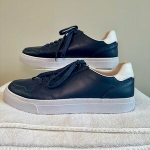 Swims men's size 10 Navy Blue‎ Leather Avenue Sneakers